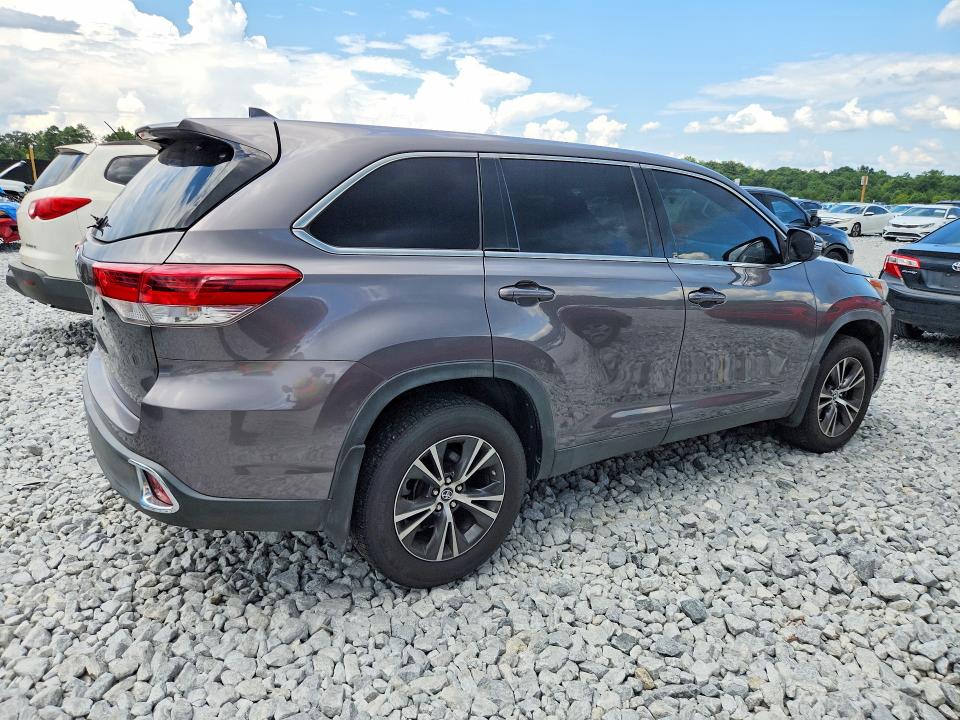 63443916 :رقم المزاد ، 5TDBZRFH6KS970922 vin ، 2019 Toyota Highlander مزاد بيع