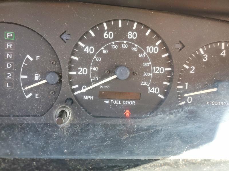 2001 Toyota Camry მანქანა იყიდება აუქციონზე, vin: 4T1BG22K61U033542, აუქციონის ნომერი: 63881196
