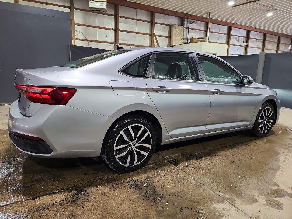 63968996 :رقم المزاد ، 3VW7X7BU2SM009931 vin ، 2025 Volkswagen Jetta مزاد بيع