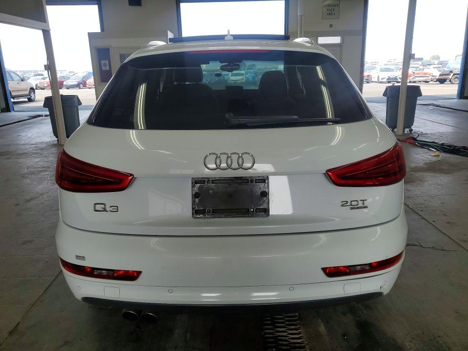 Продажа на аукционе авто 2015 Audi Q3, vin: WA1EFCFS9FR005310, номер лота: 63775256