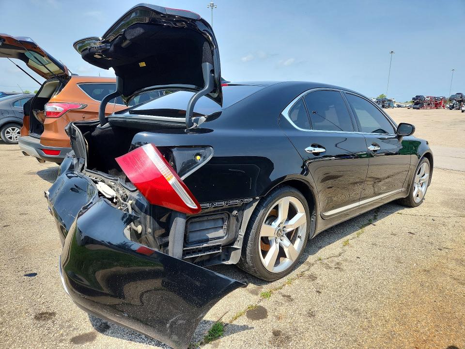 64586996 :رقم المزاد ، JTHBL46F275032771 vin ، 2007 Lexus Ls مزاد بيع