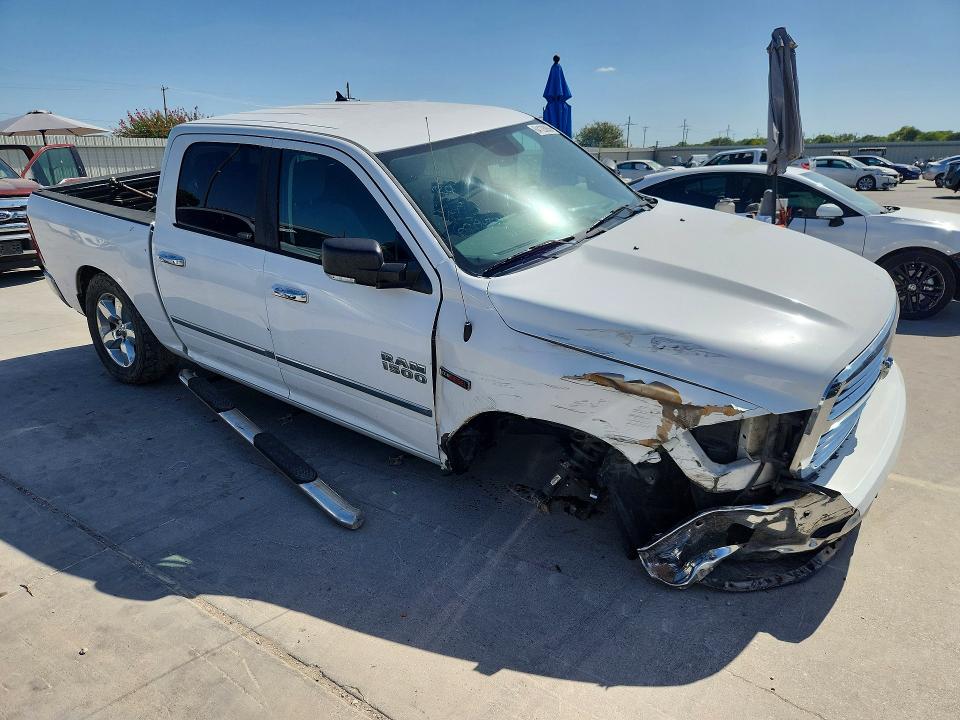 Продаж на аукціоні авто 2016 Ram 1500, vin: 1C6RR7LM3GS346022, номер лоту: 64128856
