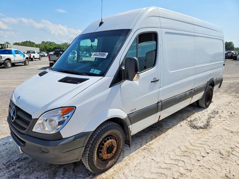 64439986 :رقم المزاد ، WD3PF1CC9D5754221 vin ، 2013 Mercedes-benz Sprinter مزاد بيع