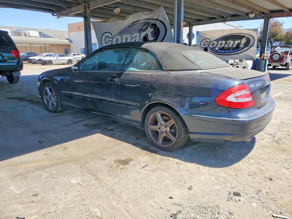 63074246 :رقم المزاد ، WDBTK75J55F127945 vin ، 2005 Mercedes-benz Clk مزاد بيع