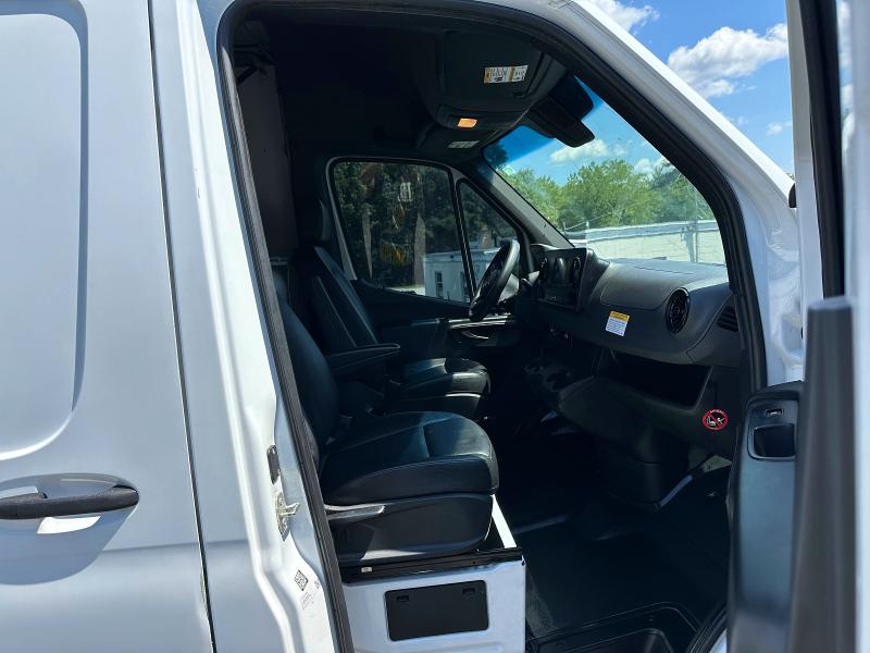 63537356 :رقم المزاد ، W1Y40CHY5PT157556 vin ، 2023 Mercedes-benz Sprinter مزاد بيع
