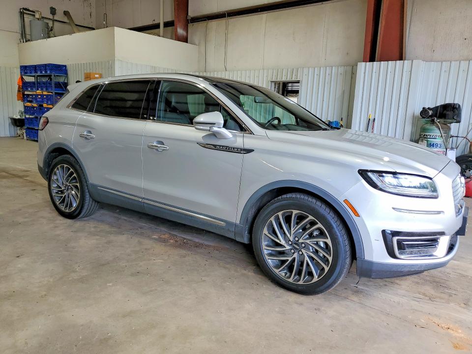 64491206 :رقم المزاد ، 2LMPJ8L99KBL50507 vin ، 2019 Lincoln Nautilus مزاد بيع
