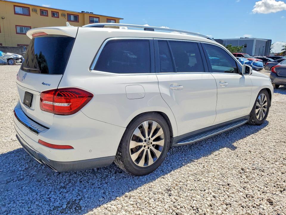 63939286 :رقم المزاد ، 4JGDF6EE1JB072561 vin ، 2018 Mercedes-benz Gls مزاد بيع