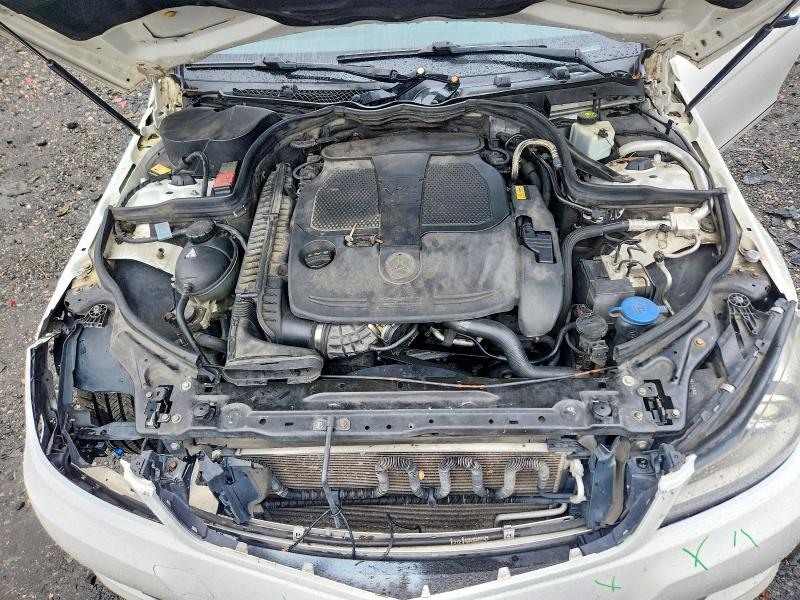 63505556 :رقم المزاد ، WDDGF8AB1DR292731 vin ، 2013 Mercedes-benz C مزاد بيع