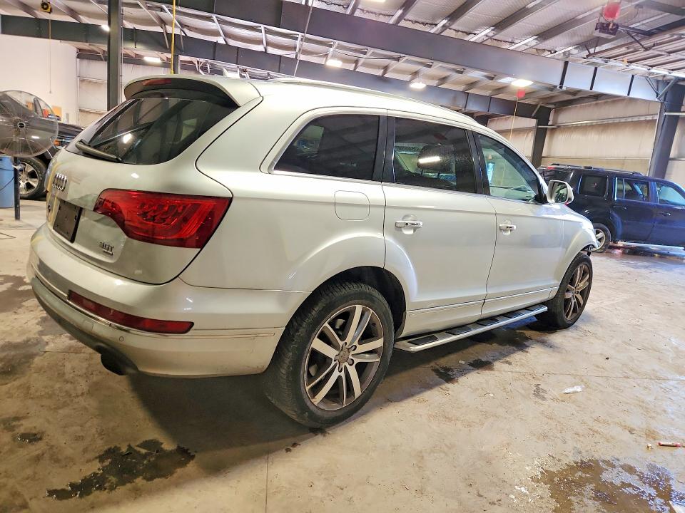 Продаж на аукціоні авто 2015 Audi Q7, vin: WA1LGAFEXFD026764, номер лоту: 63540096