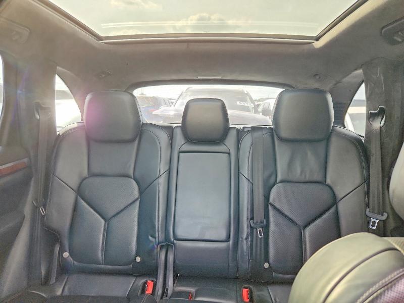 2014 Porsche Cayenne მანქანა იყიდება აუქციონზე, vin: WP1AD2A23ELA73470, აუქციონის ნომერი: 65302796