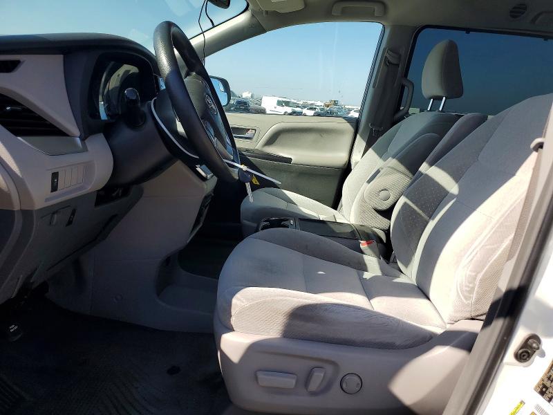 Продаж на аукціоні авто 2018 Toyota Sienna, vin: 5TDKZ3DC4JS933810, номер лоту: 67163736
