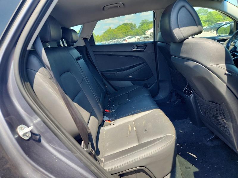 2017 Hyundai Tucson მანქანა იყიდება აუქციონზე, vin: KM8J33A42HU480007, აუქციონის ნომერი: 64477776