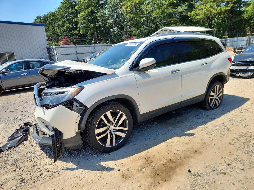 65633066 :رقم المزاد ، 5FNYF6H94HB043986 vin ، 2017 Honda Pilot مزاد بيع