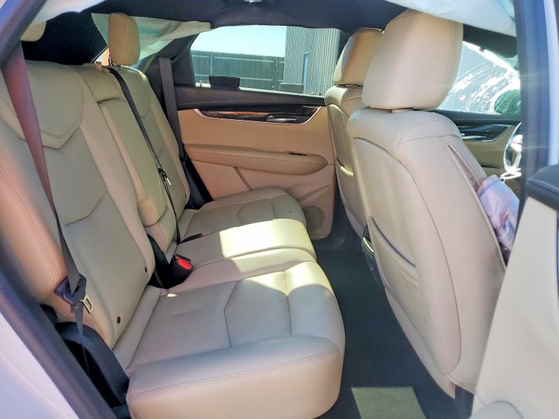 65441466 :رقم المزاد ، 1GYKNARS3JZ123335 vin ، 2018 Cadillac Xt5 مزاد بيع