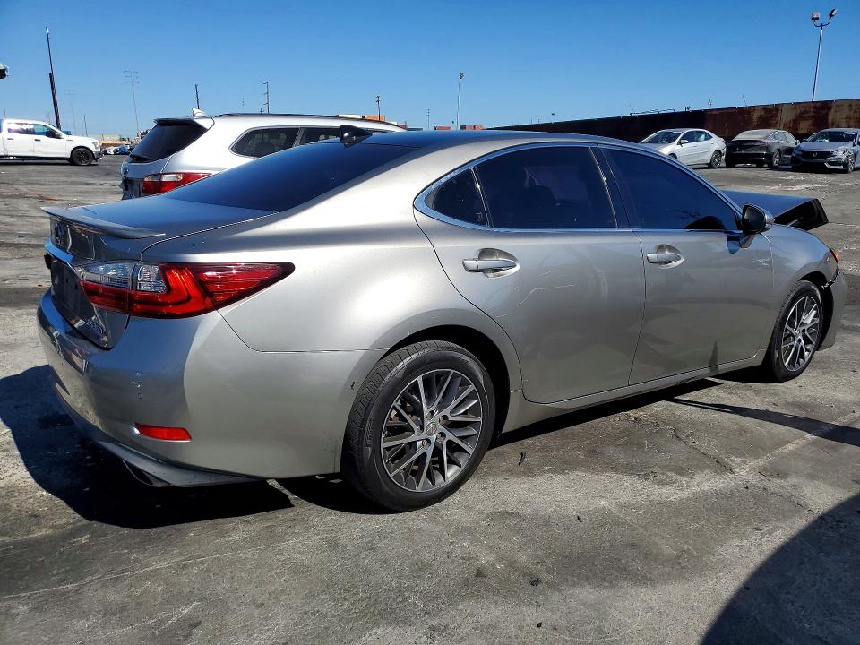 2016 Lexus Es მანქანა იყიდება აუქციონზე, vin: 58ABK1GG6GU031109, აუქციონის ნომერი: 65407086