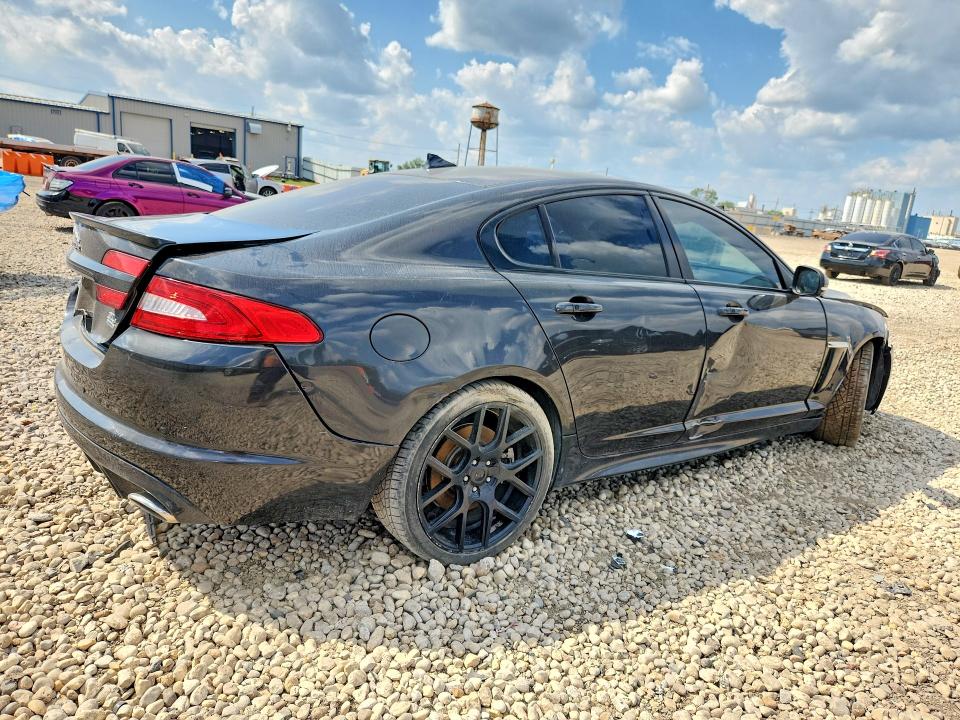65199306 :رقم المزاد ، SAJWJ0FF6F8U76512 vin ، 2015 Jaguar Xf مزاد بيع