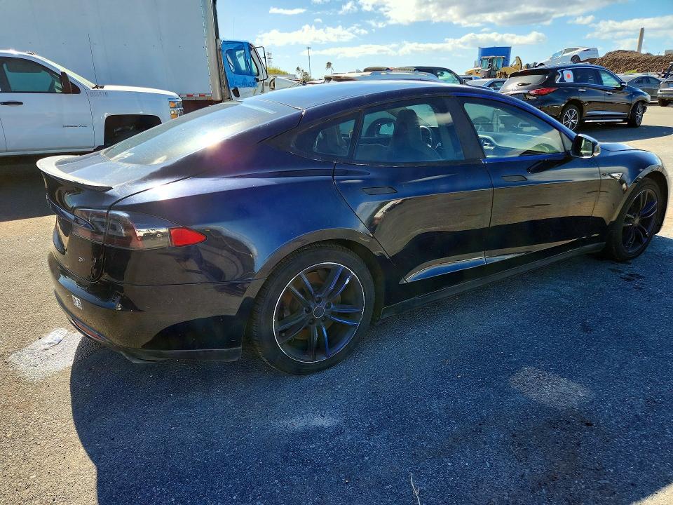 2014 Tesla Model S მანქანა იყიდება აუქციონზე, vin: 5YJSA1H11EFP48094, აუქციონის ნომერი: 67046396