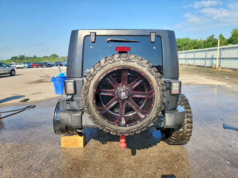 66036346 :رقم المزاد ، 1J4BA5H12AL144157 vin ، 2010 Jeep Wrangler Unlimited مزاد بيع