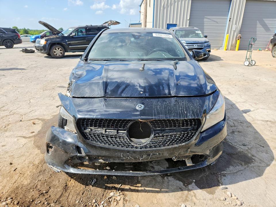 64821586 :رقم المزاد ، WDDSJ4EB9JN589065 vin ، 2018 Mercedes-benz Cla مزاد بيع