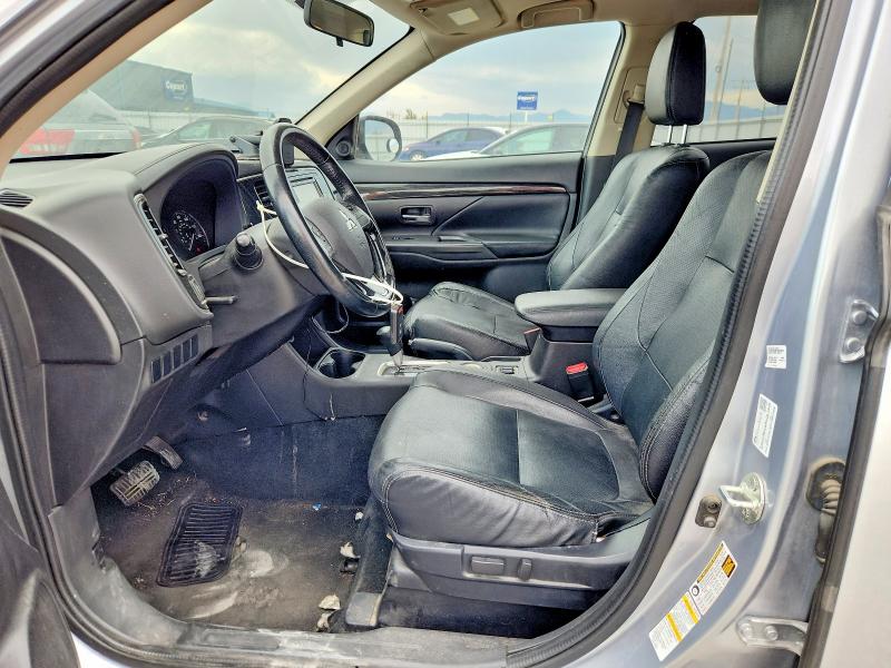 Продажа на аукционе авто 2016 Mitsubishi Outlander, vin: JA4AZ3A32GZ064996, номер лота: 64744096