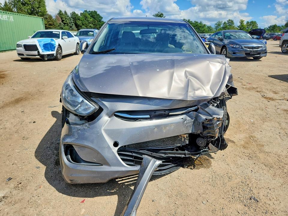 2017 Hyundai Accent მანქანა იყიდება აუქციონზე, vin: KMHCT4AE4HU366694, აუქციონის ნომერი: 65541666