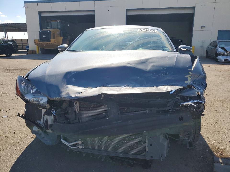 67157796 :رقم المزاد ، 1VWBT7A30FC006340 vin ، 2015 Volkswagen Passat مزاد بيع