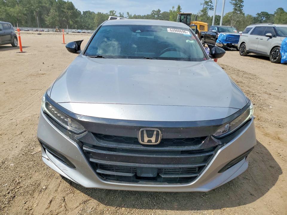 Продажа на аукционе авто 2019 Honda Accord, vin: 1HGCV1F3XKA146930, номер лота: 63988696