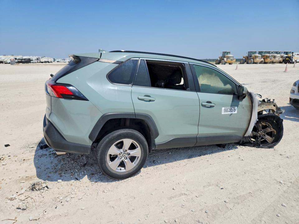 66839576 :رقم المزاد ، 2T3W1RFV2NW231175 vin ، 2022 Toyota Rav4 مزاد بيع