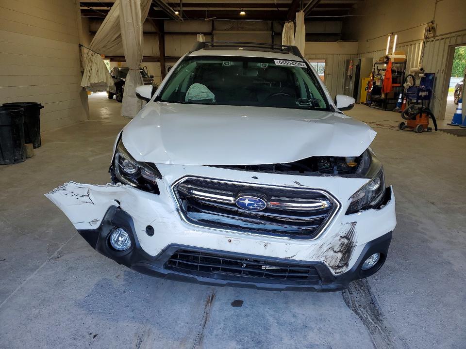 2018 Subaru Outback მანქანა იყიდება აუქციონზე, vin: 4S4BSANCXJ3313967, აუქციონის ნომერი: 64559296