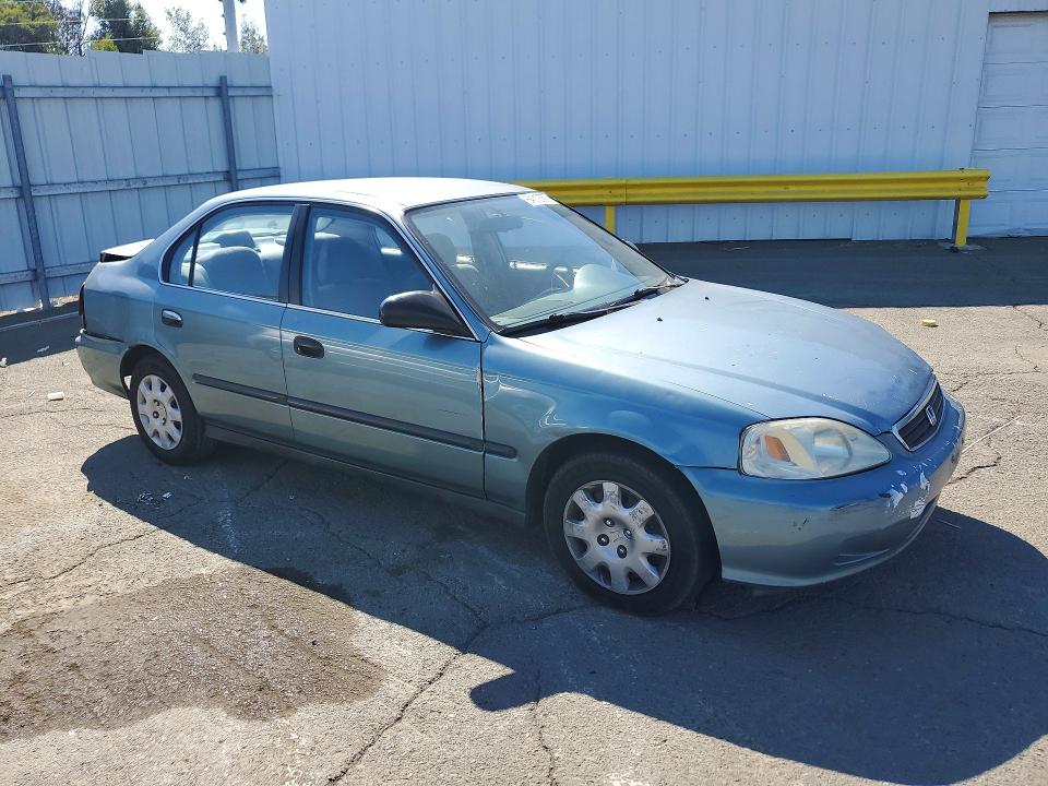 2000 Honda Civic მანქანა იყიდება აუქციონზე, vin: 2HGEJ6679YH597846, აუქციონის ნომერი: 64312556
