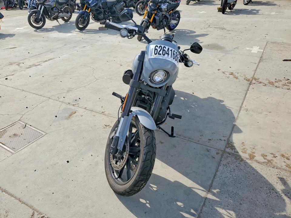 62641686 :رقم المزاد ، 1HD1YWA27SB041134 vin ، 2025 Harley-davidson Fxlrs مزاد بيع