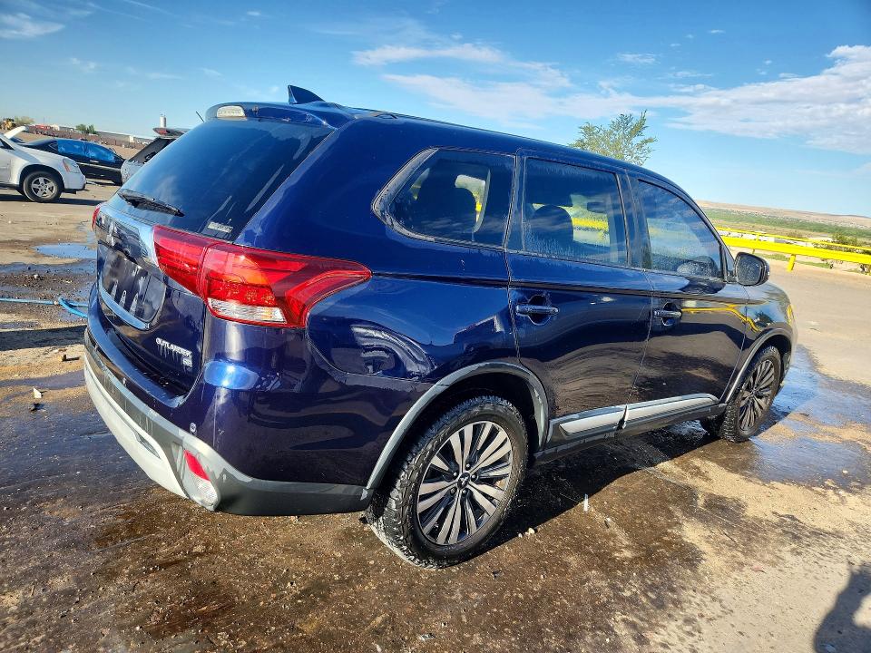 65706256 :رقم المزاد ، JA4AZ3A3XKZ008698 vin ، 2019 Mitsubishi Outlander مزاد بيع
