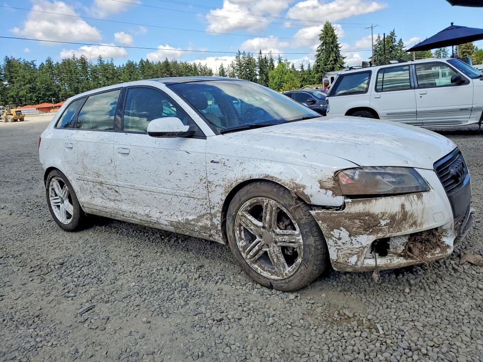 Aukcja sprzedaży 2011 Audi A3, vin: WAUKJAFM7BA026885, numer aukcji: 64513706