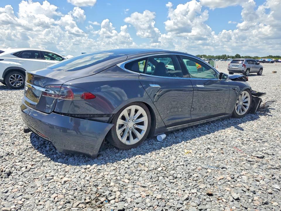 Aukcja sprzedaży 2018 Tesla Model S, vin: 5YJSA1E26JF276062, numer aukcji: 64642066