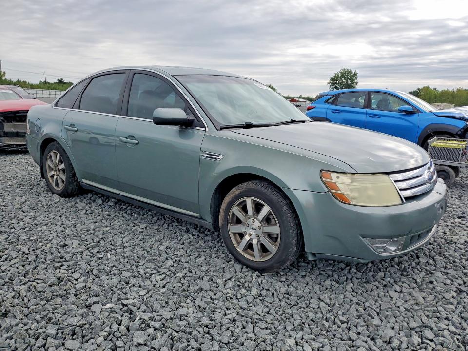 64087806 :رقم المزاد ، 1FAHP24W08G111472 vin ، 2008 Ford Taurus مزاد بيع