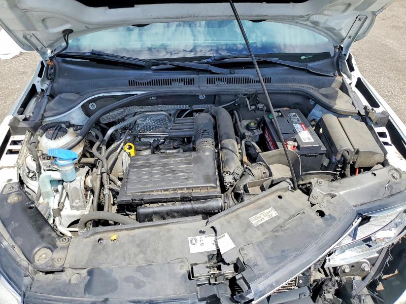 Продажа на аукционе авто 2017 Volkswagen Jetta, vin: 3VWDB7AJ0HM270699, номер лота: 61647126