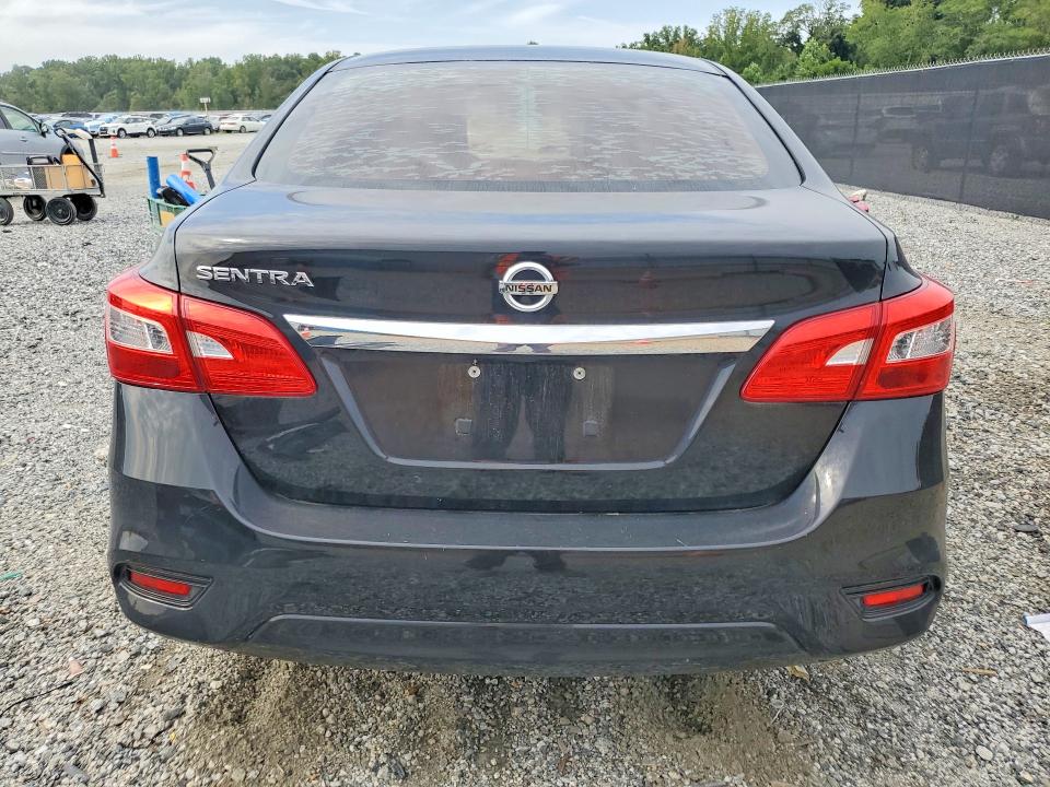 2018 Nissan Sentra მანქანა იყიდება აუქციონზე, vin: 3N1AB7AP1JY313796, აუქციონის ნომერი: 66272906