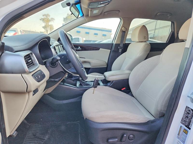 64184106 :رقم المزاد ، 5XYPG4A58KG490194 vin ، 2019 Kia Sorento مزاد بيع