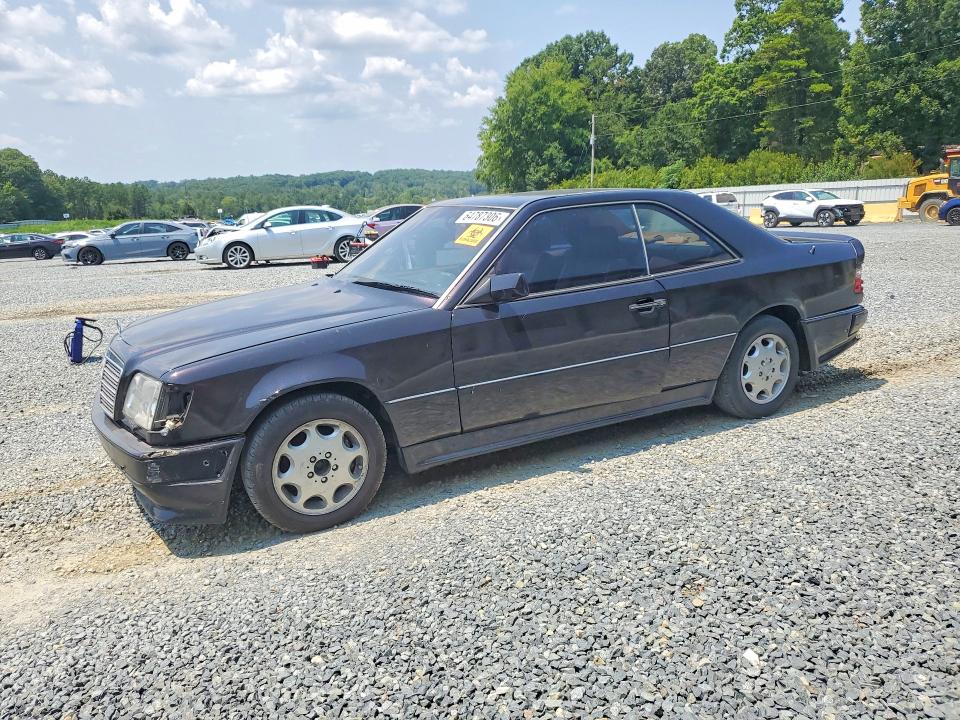 64787306 :رقم المزاد ، WDBEA52E7PB993468 vin ، 1993 Mercedes-benz 300 مزاد بيع