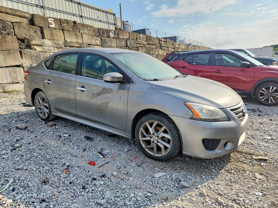 Продажа на аукционе авто 2014 Nissan Sentra, vin: 3N1AB7AP6EY261572, номер лота: 64094446