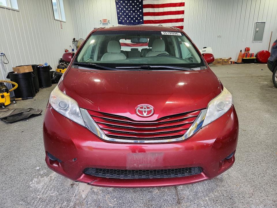 Продаж на аукціоні авто 2017 Toyota Sienna, vin: 5TDKZ3DC8HS777538, номер лоту: 65199286
