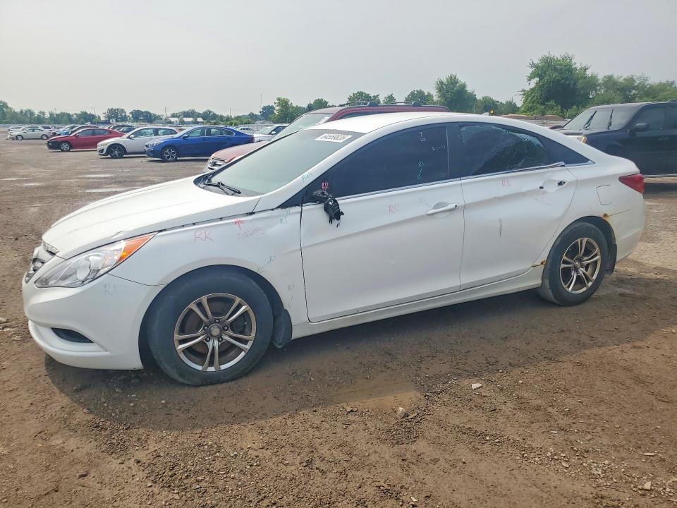 64559836 :رقم المزاد ، 5NPEB4AC1DH604276 vin ، 2013 Hyundai Sonata مزاد بيع