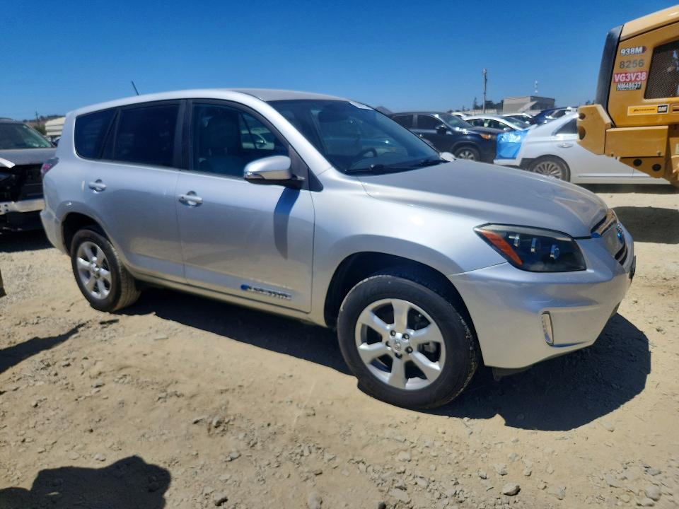 2014 Toyota Rav4 Ev მანქანა იყიდება აუქციონზე, vin: 2T3YL4DV7EW002418, აუქციონის ნომერი: 63802056