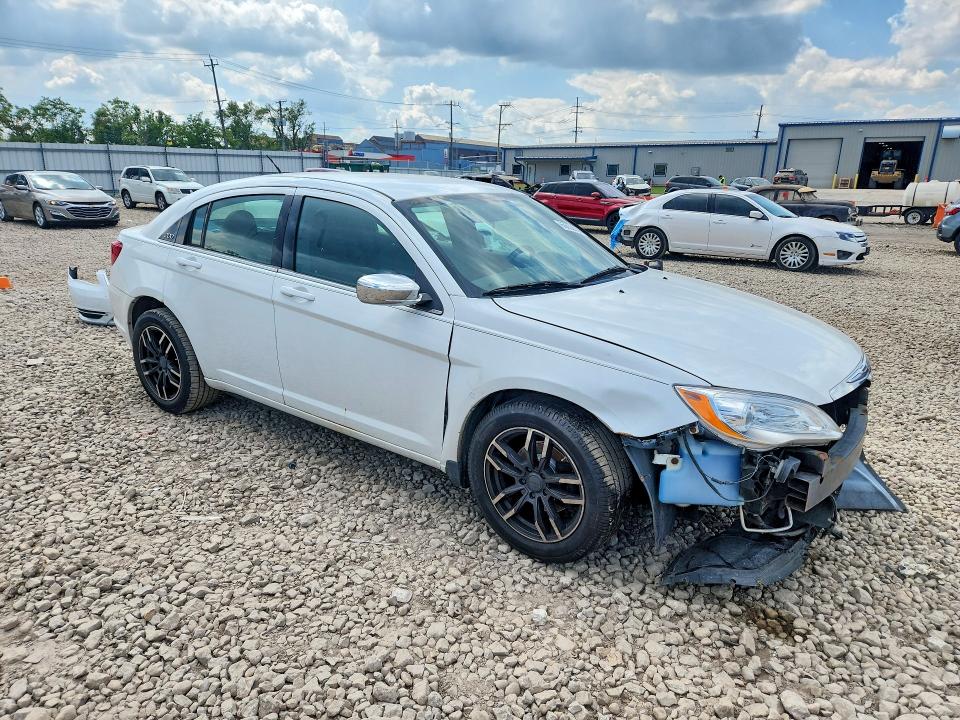 Aukcja sprzedaży 2013 Chrysler 200, vin: 1C3CCBAB0DN671388, numer aukcji: 66833826