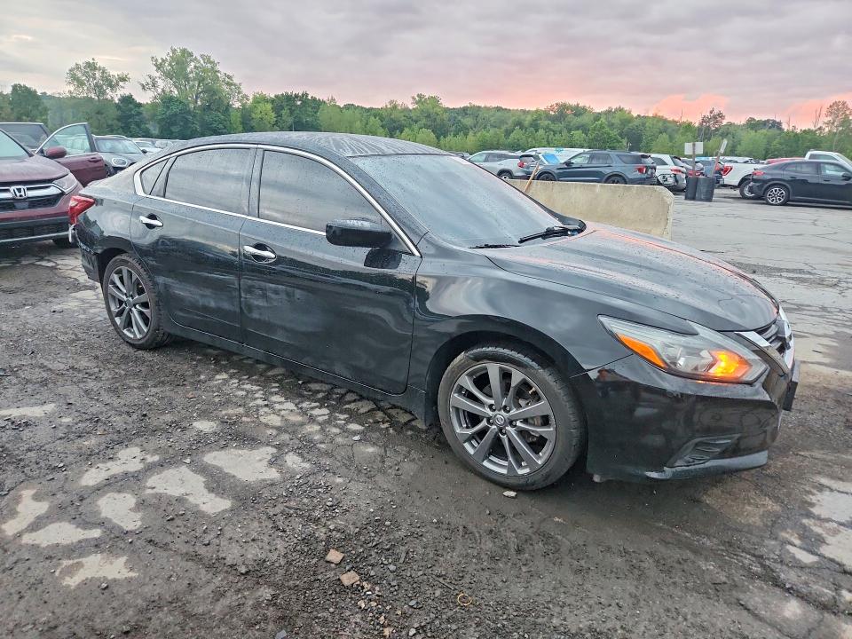2018 Nissan Altima მანქანა იყიდება აუქციონზე, vin: 1N4AL3AP1JC149323, აუქციონის ნომერი: 64031486