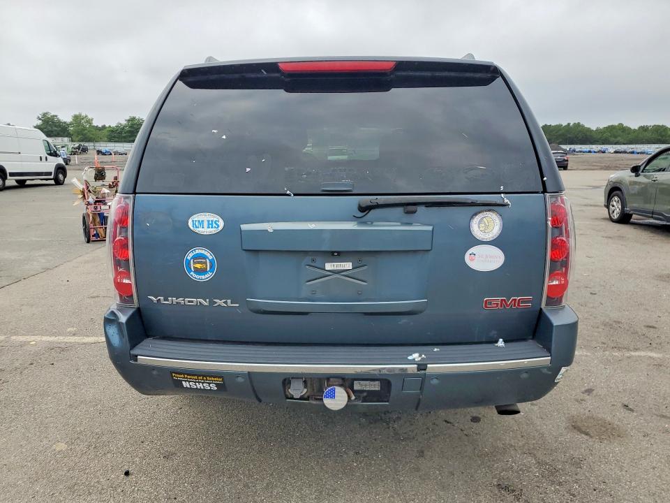 2008 Gmc Yukon Xl მანქანა იყიდება აუქციონზე, vin: 1GKFK66818J149242, აუქციონის ნომერი: 63226696