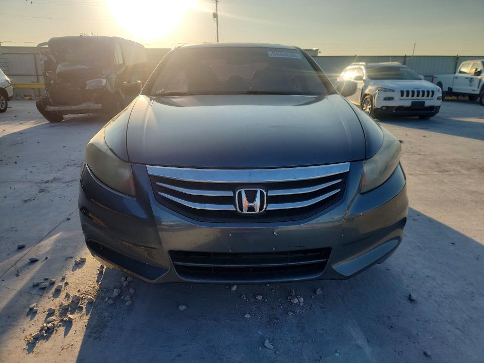 Продажа на аукционе авто 2012 Honda Accord, vin: 1HGCP2F84CA056766, номер лота: 64264326