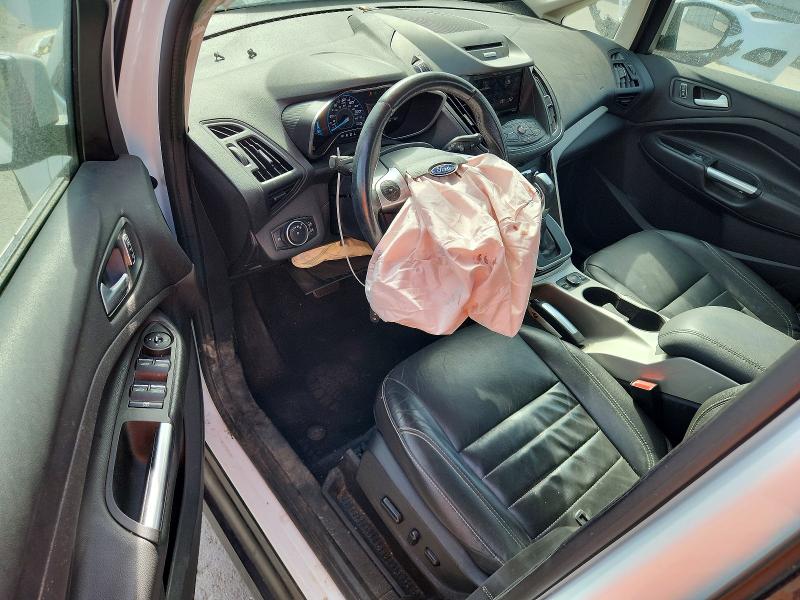 2015 Ford C-max მანქანა იყიდება აუქციონზე, vin: 1FADP5CU3FL113432, აუქციონის ნომერი: 65704536
