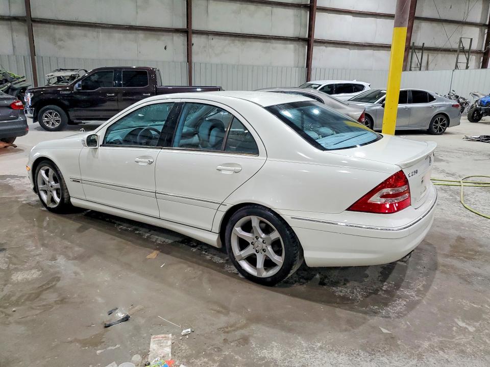 2007 Mercedes-benz C მანქანა იყიდება აუქციონზე, vin: WDBRF52H47F927935, აუქციონის ნომერი: 65582116