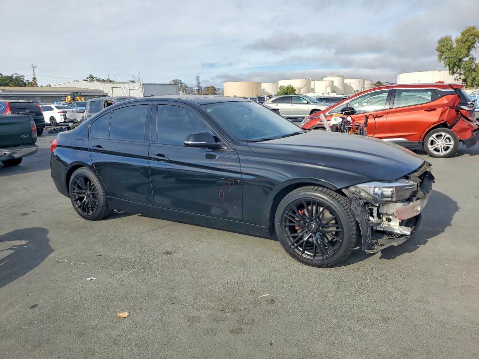 65883456 :رقم المزاد ، WBA3B1G50FNT64135 vin ، 2015 Bmw 320 مزاد بيع